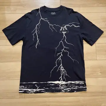 PALACE TRI-STRIKE T-SHIRT NAVY L