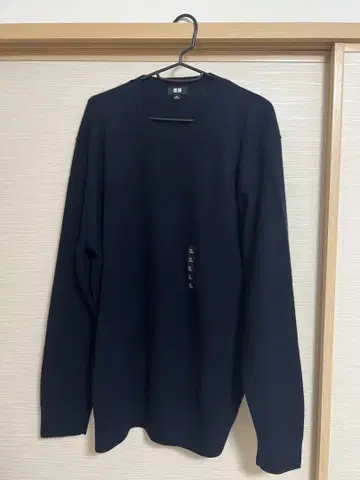 유니클로 캐시미어 크루넥 스웨터