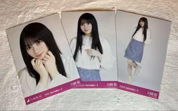 노기자카46 카와사키 사쿠라 어깨 트임 상의 컴프 브로마이드