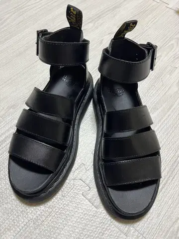 Dr. Martens 샌들 UK5 새상품급