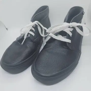 새상품급 VANS CHUKKA LEATHER 27cm 블랙 가죽