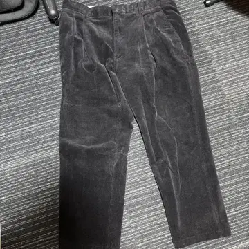 블랙 코듀로이 스트레이트