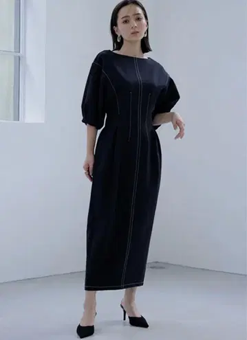 anuans 스티치 볼륨 슬리브 원피스 NAVY
