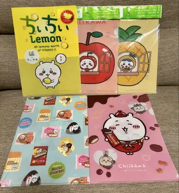 치이카와 (먼작귀) 산토리 훼미리마트 클리어 파일 5개 세트