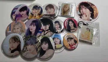 twice 모모 굿즈(캔 배지) 묶음 판매