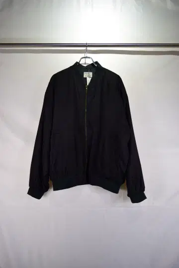 구제 의류 유로 블랙 실크 점퍼 유럽 구제 의류 빈티지 80s 90s