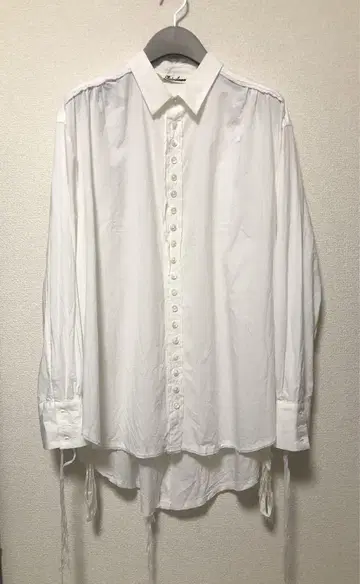 미도리카와 셔츠