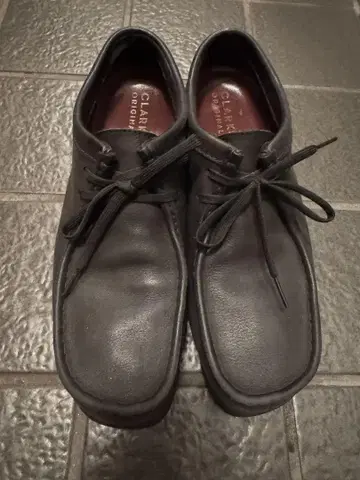 CLARKS 왈라비