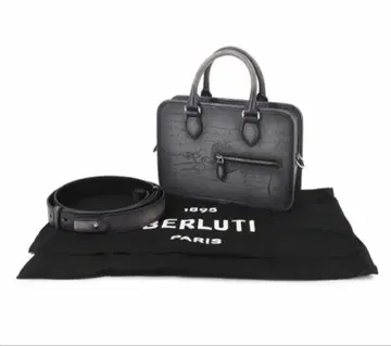 새상품급! BERLUTI 가죽 사선 가케 백