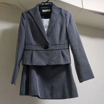 새상품급 이긴 세레모니 수트