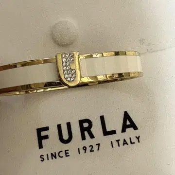 FURLA 화이트 골드 팔찌