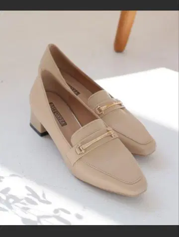 베이지 스퀘어토 펌프스 24.5cm