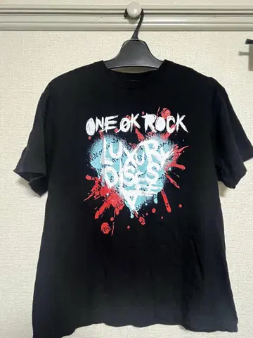 ONE OK ROCK Luxury Disease 하트T