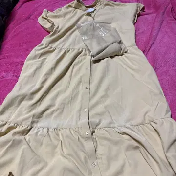 택 포함 새상품 XL 실제로는 옐로우 컬러 원피스
