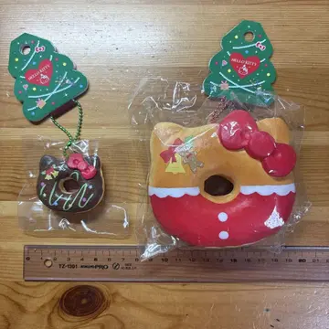 초레어 스퀴즈 키티 도넛 크리스마스 헬로키티