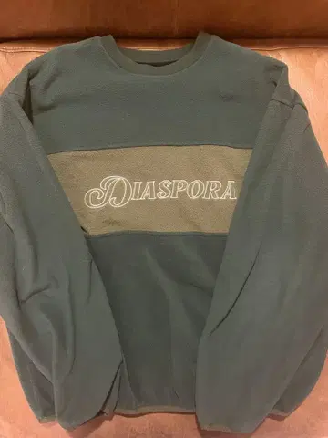 새상품급 Diaspora Skateboards / Castanea 플리스