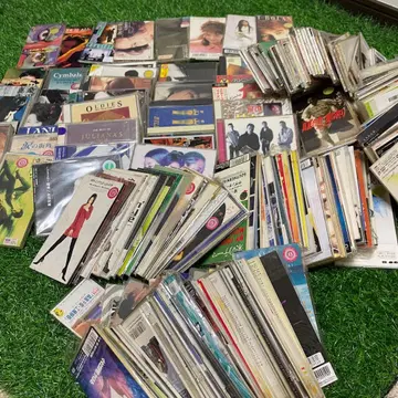 음악 CD 약 190장 작동 미확인