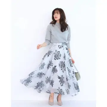 [ JUSGLITTY ] 플로키 플라워 스커트 [ 새상품급 ]