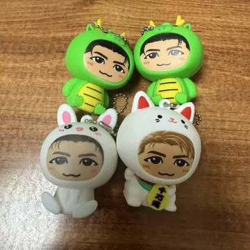 FANTASTICS 세구치 레야 인형옷 키링