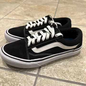 Vans 블랙/화이트 스니커즈
