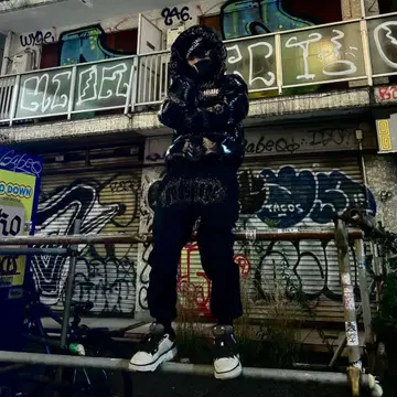 godsavage 블랙 다운 자켓