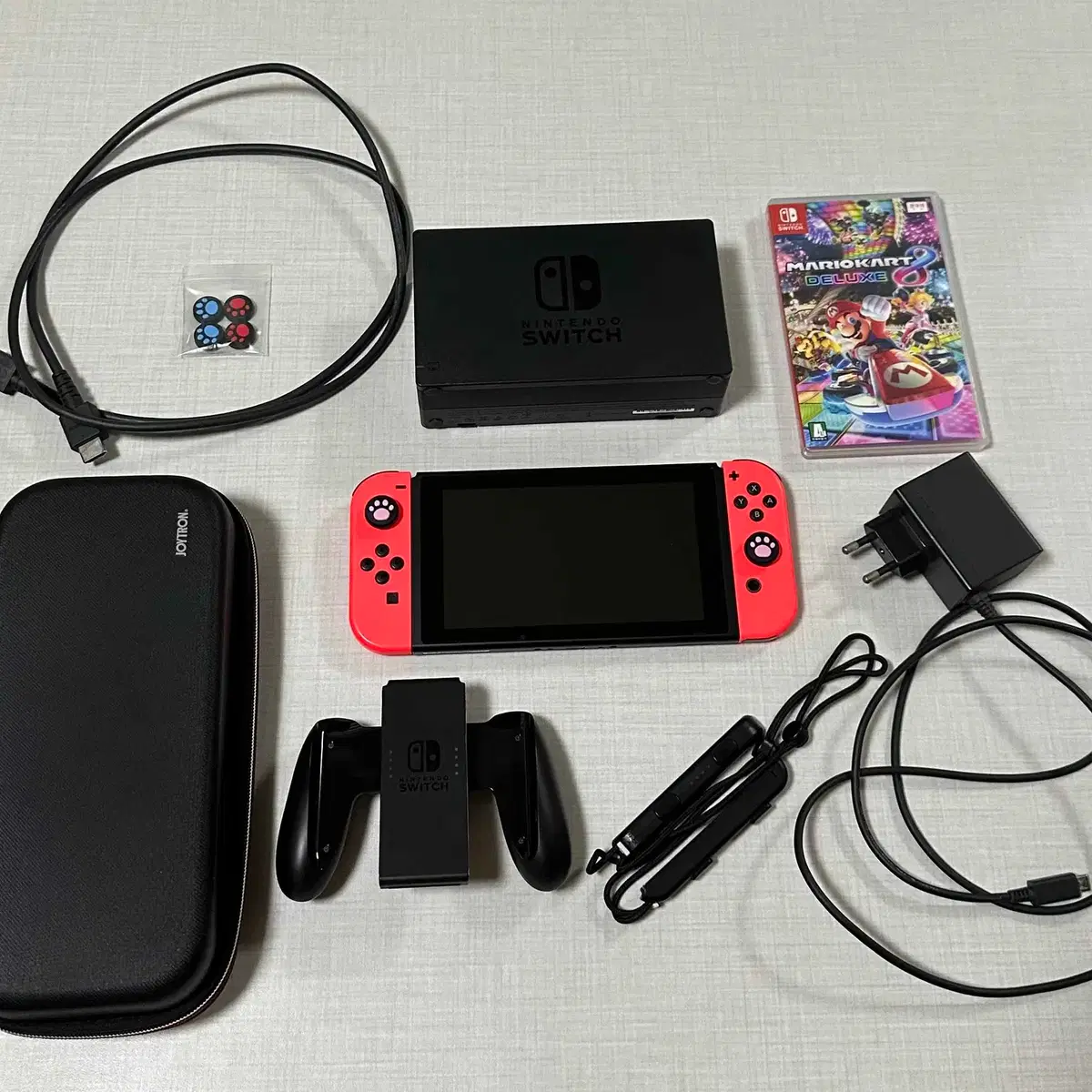 NINTENDO | 닌텐도 Nintendo Switch 1 (Battery Improved Edition) + Mario Kart 8  + Pouch #닌텐도스위치,#배터리개선판,#마리오카트8디럭스 on Bunjang Global Site.
