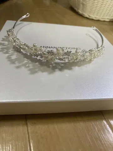 낮은 티아라 ANNA WEDDING 결혼식