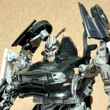 2011.TRANSFORMERS:DOTM/DD03'BARRICADE'