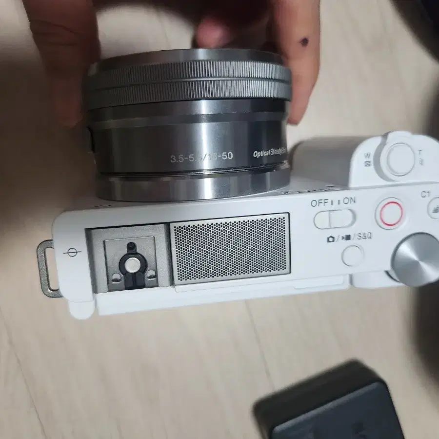 소니 zve10 화이트