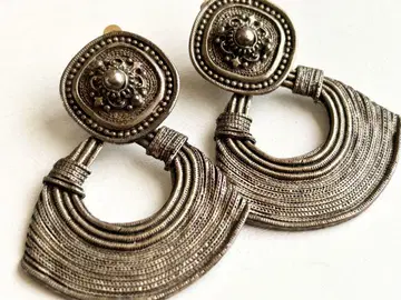 골동품 빅 사이즈 유니크 개성파 vintage 멋쟁이 귀찌