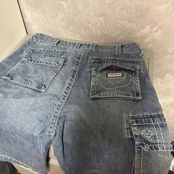 True Religion 카고 데님 30 조츠 하프 데님