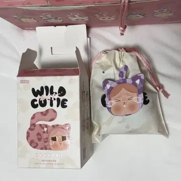 CRYBABY Wild but cutie Neon Cutie