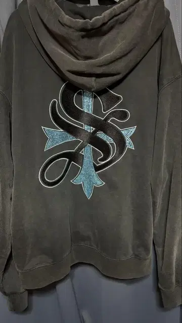 SUPPLIER 서플라이어 큐빅 ZIP HOODIE 블루