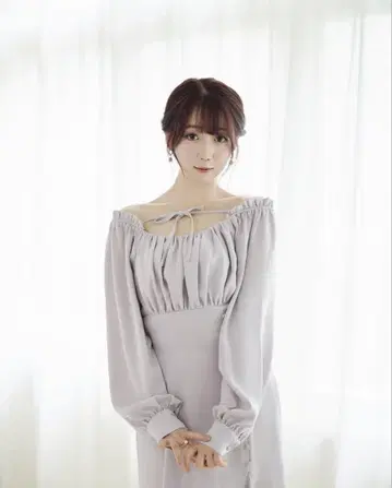 로제 뮤즈 오프숄더 드레스 라벤더