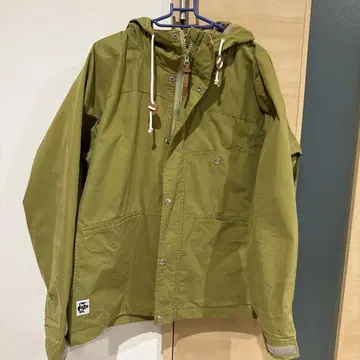 참스 후드 부착 올리브 그린 마운틴 후드티