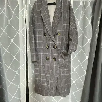 ZARA 체크 무늬 더블 브레스트 코트