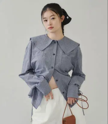 GIUNON 사이드 조임 스트라이프 셔츠