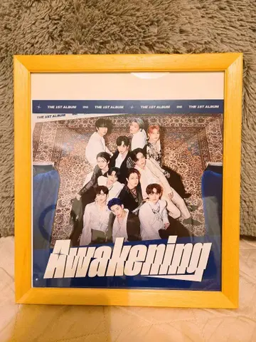 INI Awakening 메가 재킷