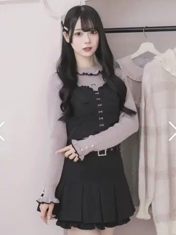 pium 피움 프론트 후크 뷔스티에 x 플리츠 스커트 세트 블랙