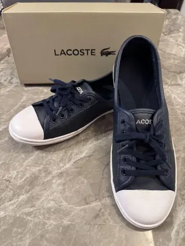 LACOSTE 네이비 가죽 스니커즈 ( 24cm )