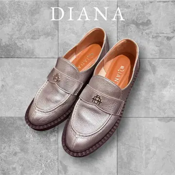 DIANA 볼륨 밑창 로퍼 실버