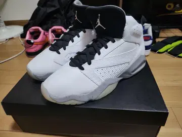 Jordan Lift Off 화이트/블랙 새로운!!!