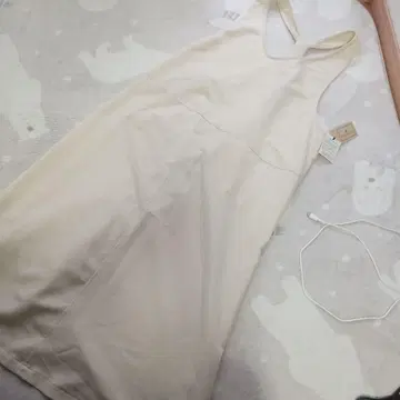 새상품 ATELIER EQUAL 아이보리 정가 6900+세금