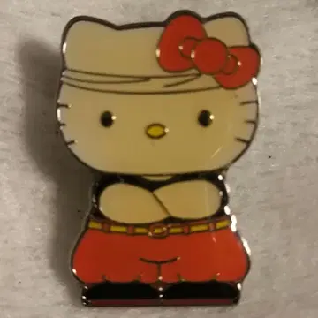 헬로키티 라멘 가게풍 핀 배지