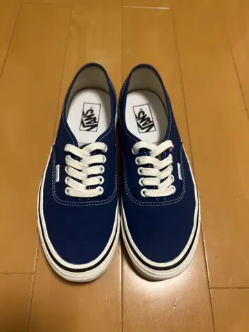 VANS 아나하임 오센틱 네이비