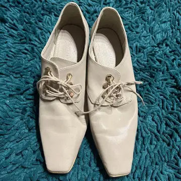 [ SALE ] RANDA 레이스업 슈즈 베이지 골드