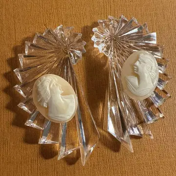 쉘 카메오 펜던트