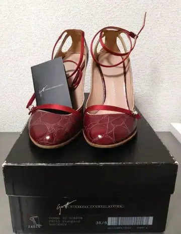 VICINI 레드 하이힐 35.5 주세페