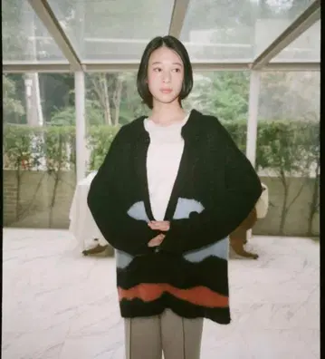 [ 레어 ] soduk drawing knit