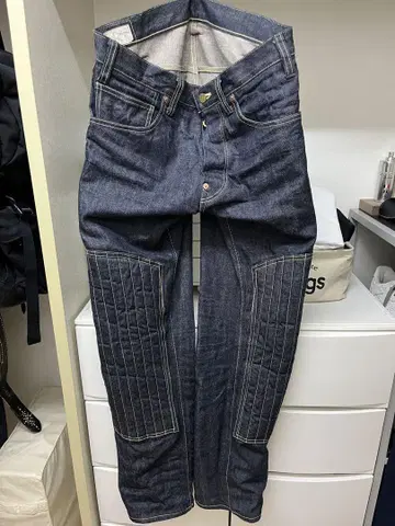 다크 블루 데님 팬츠 퀼팅